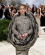 Alamy_Live_Met_Gala_3EDANRH.jpg